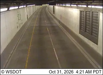Latest image of SR 99 at MP 32.2: NB Tunnel, North end