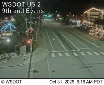 Latest image of US 2 at MP 99.9: Leavenworth