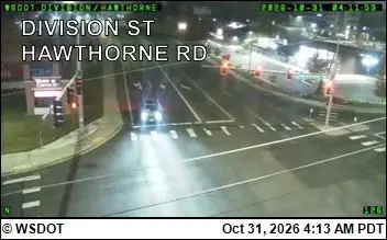 Latest image of US 395 at MP 165.3: Hawthorne Rd