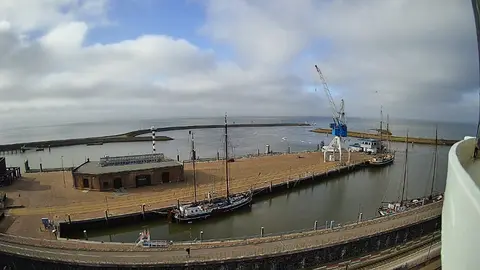 Latest image of Willemshaven Harlingen