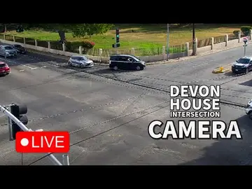 Latest image of 🟢 Devon House Kingston LIVE 24/7 – Jamaica Stoplight Cam 🇯🇲