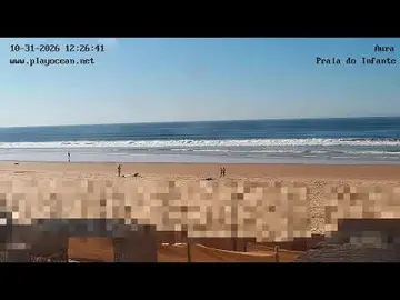 Latest image of LIVECAM - Praia do Infante, Costa da Caparica, Portugal