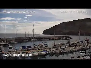 Latest image of 🔴 LIVE: Port of Machico HD Webcam, Madeira Island | @WebcamTaxi