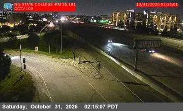 Latest image of I-5 : (109) State College Boulevard