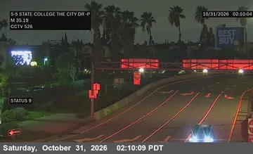 Latest image of I-5 : (526) State College & City Drive