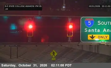 Latest image of I-5 : (527) State College & Anaheim