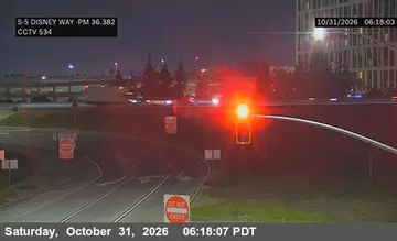 Latest image of I-5 : (534) Disney Way