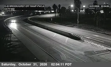 Latest image of SR-22 : (850) EB 22 at Brookhurst
