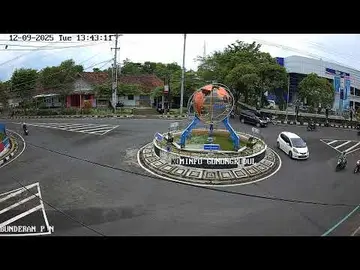 Latest image of Wonosari Globe Roundabout Traffic
