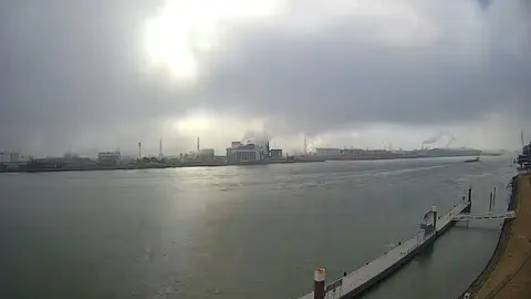 Latest image of webcam Vlaardingen west